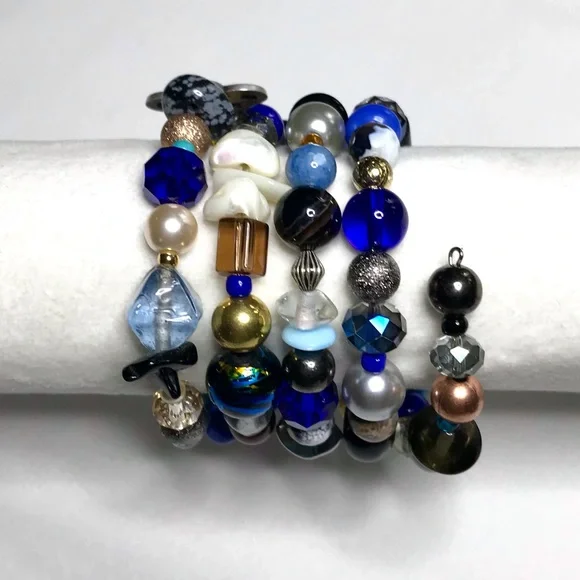 Handmade Bracelet with Vintage and Modern Elements (NB68-10H) - Picture 3 of 8